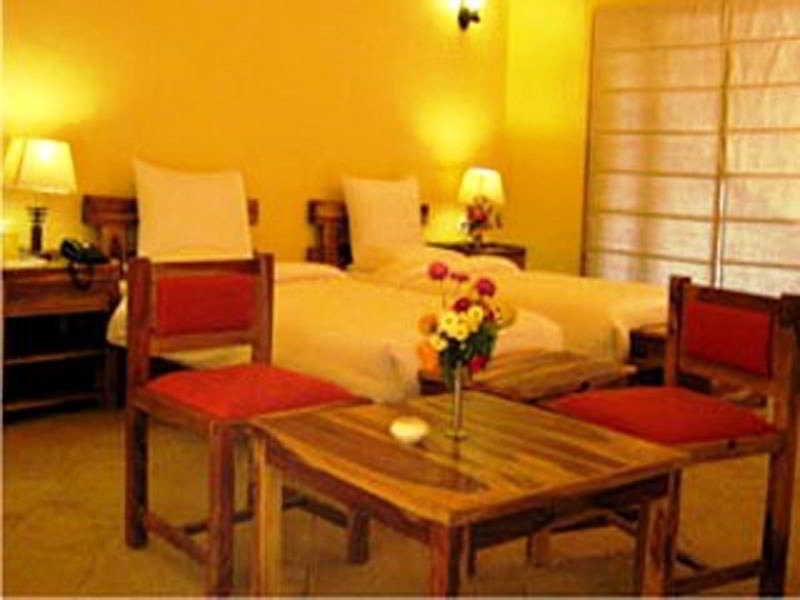 Tiger Lagoon Hotel Bandhavgarh National Park Luaran gambar